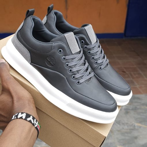 authentic casual sneakers - Image 3